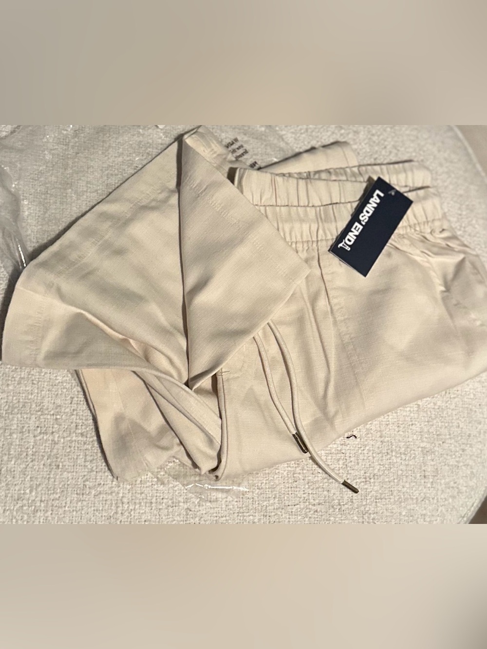 NWT! Classic all season, Wide Leg Pant! Size/XL, Color is Cream/Beige! LandsEnd!